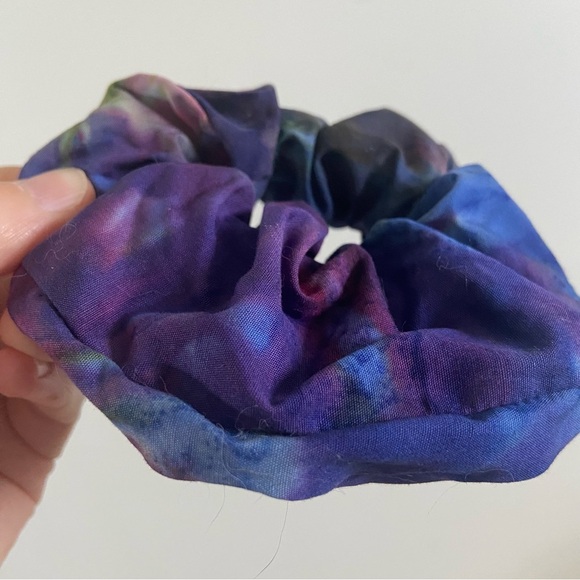 Handmade Colorful Tie-Dye Scrunchie - Picture 3 of 4